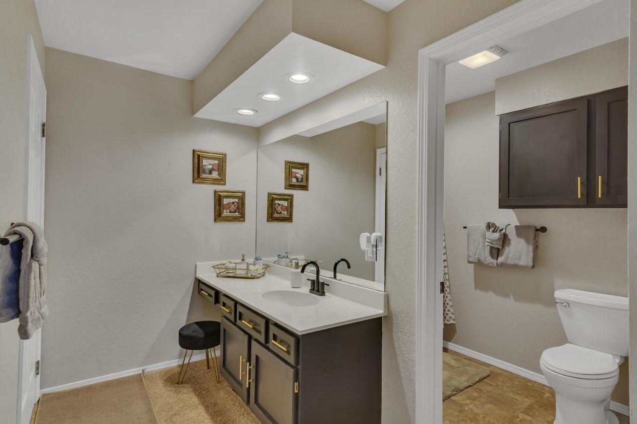 בראנסון 2 Bed Condo-The Greens At Thousand Hills-Coffee Bar מראה חיצוני תמונה